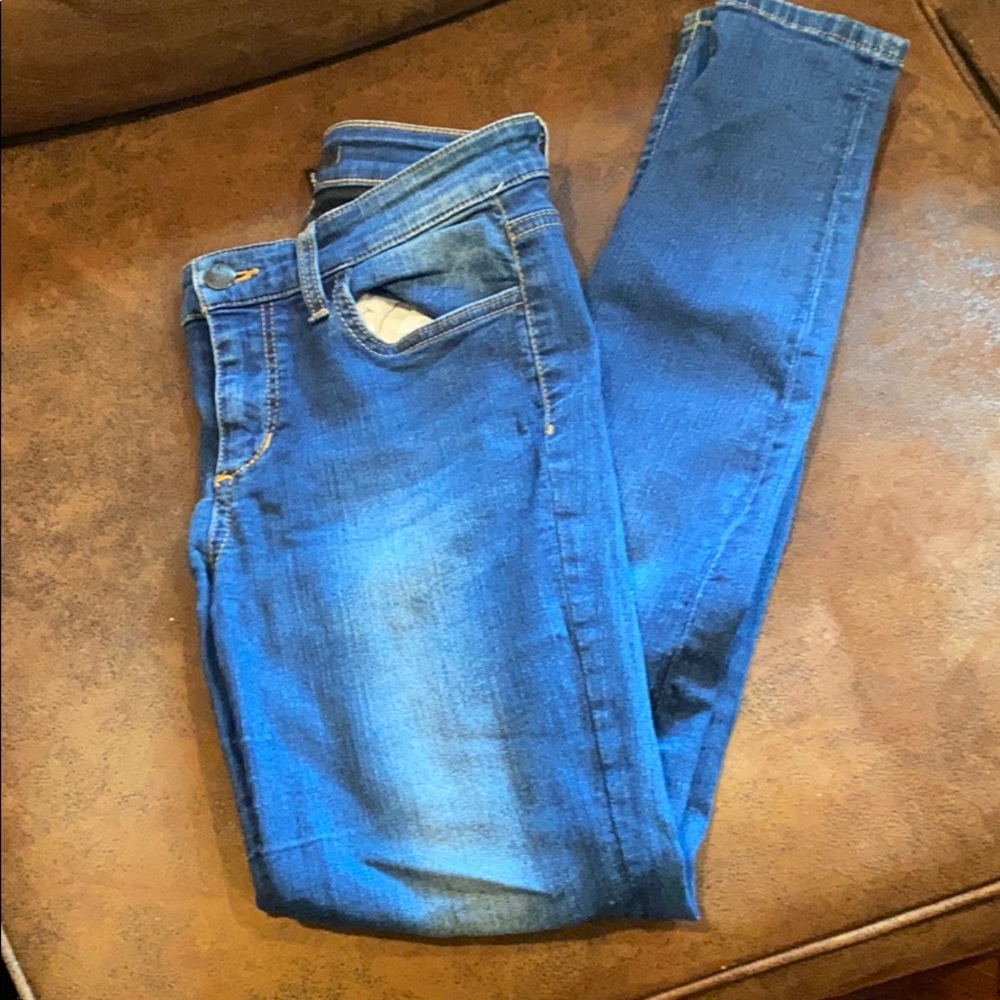 Joe’s skinny jeans size 27